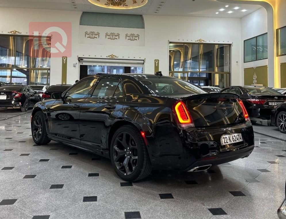 Chrysler 300
